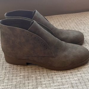 DSW ankle boot